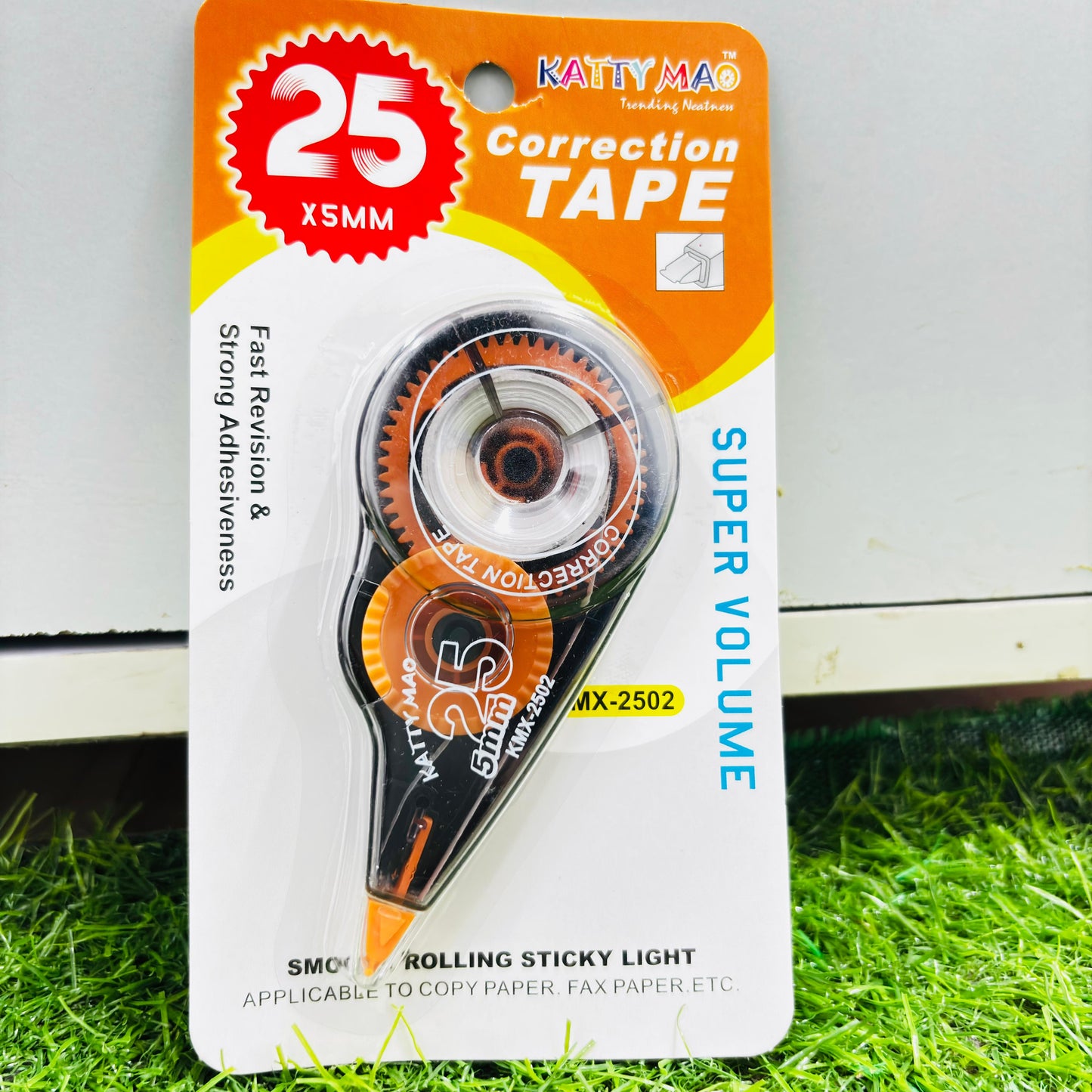 Katty Mao Correction Tape, model KMX-2502