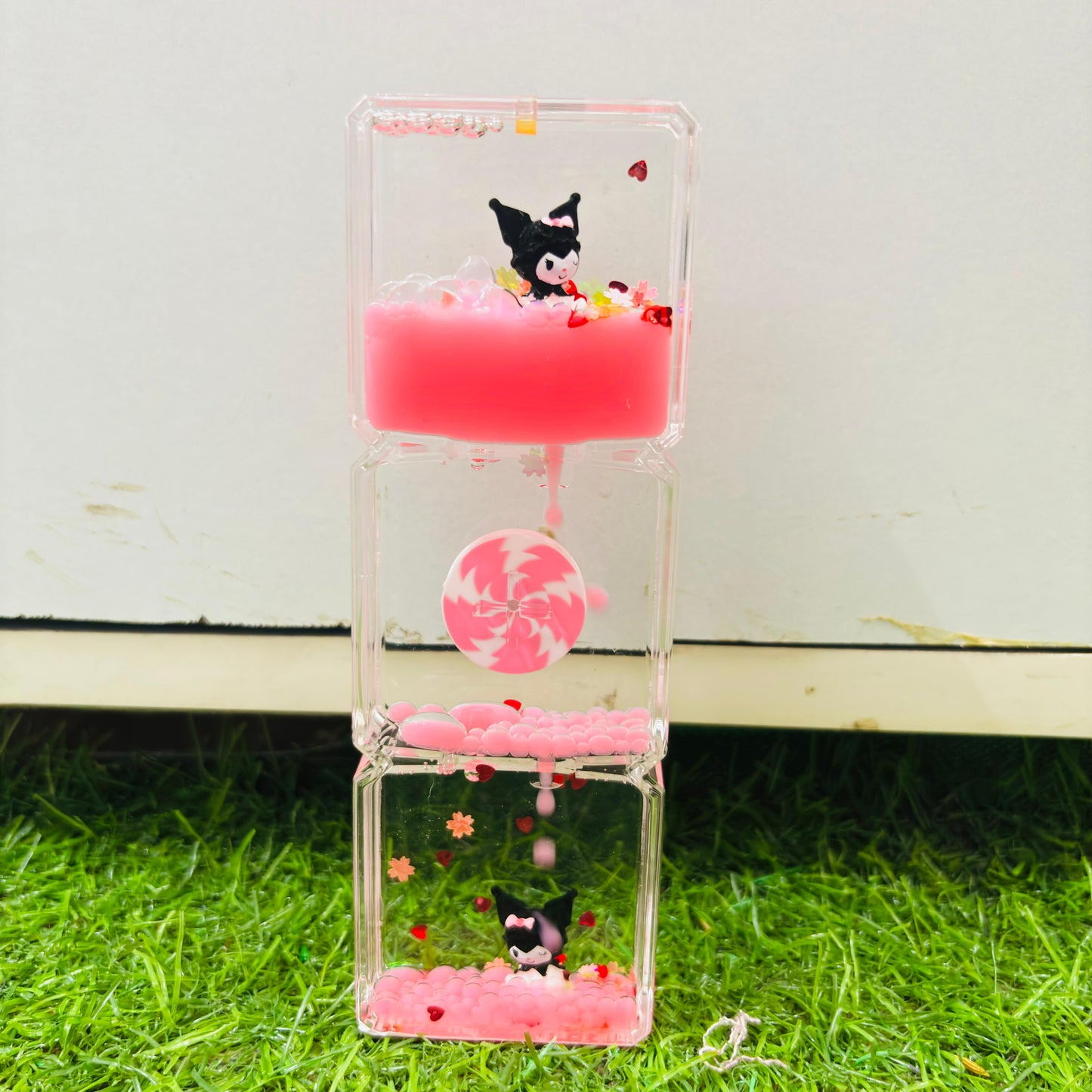 Kuromi Spinning Water Timer Showpeice