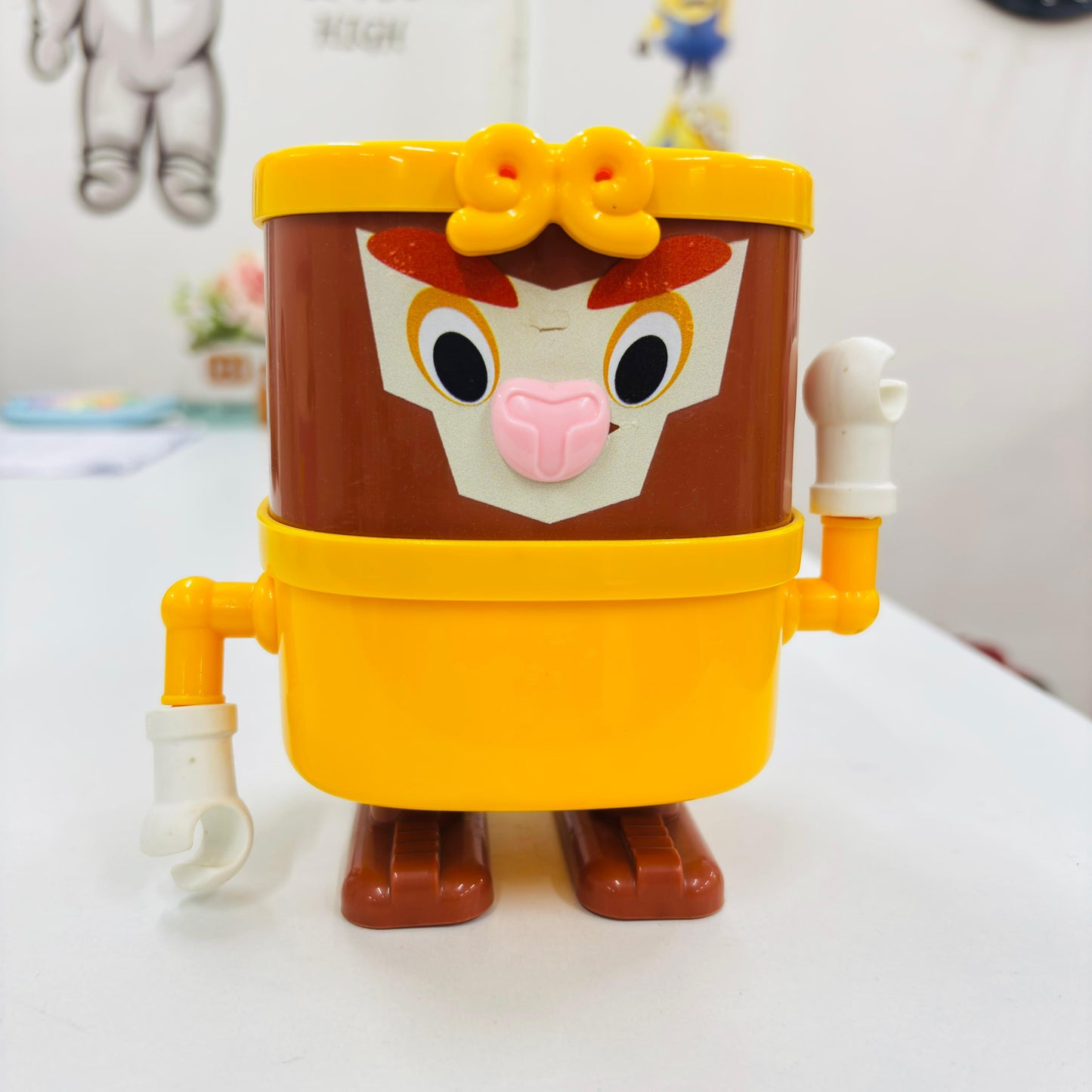 Cute Robot Pen Stand