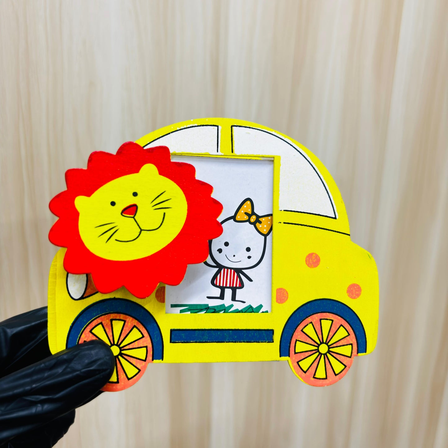 Car Shaped Wooden Pen Stand Holder with Photo Frame