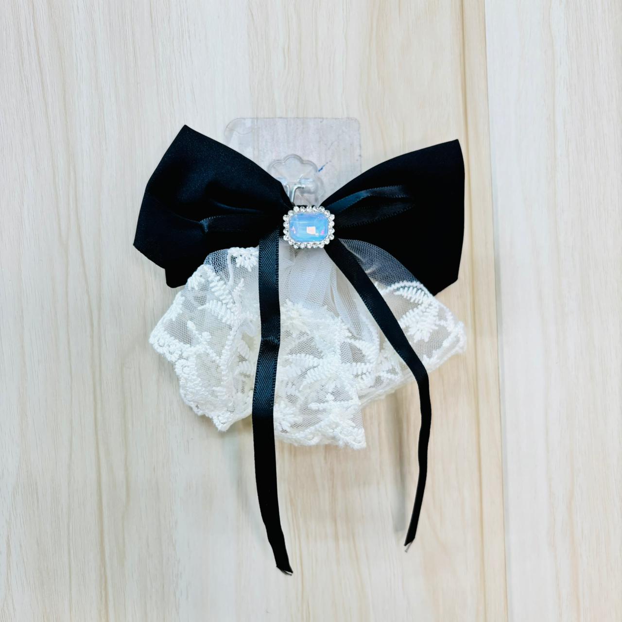 Royal Lace Bow Clip