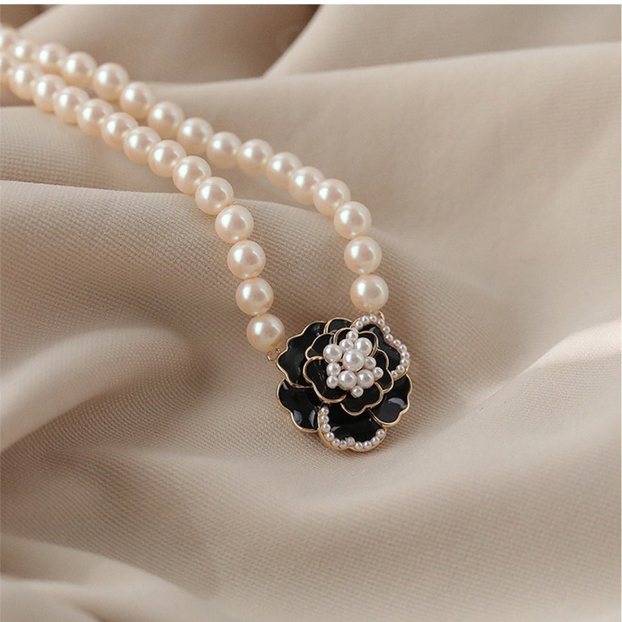 Camellia Necklace