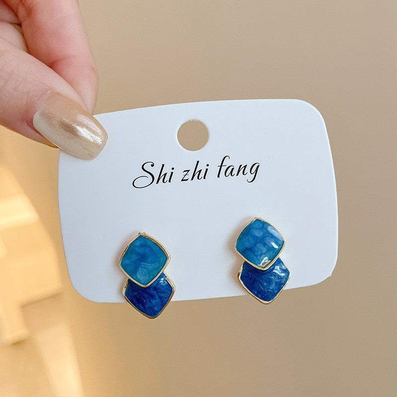 Simple Splicing Contrast Color Earrings