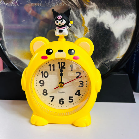 Sanrio-Themed Table Clock With Pen Stand
