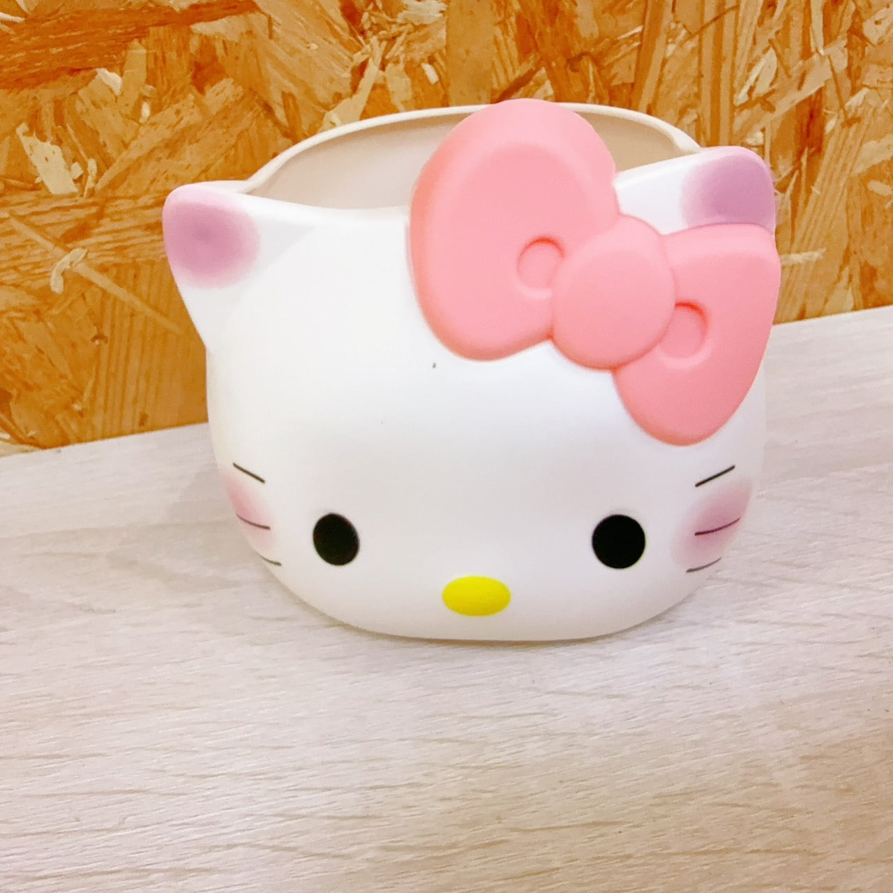 Cute Kitty Desk Pen Stand
