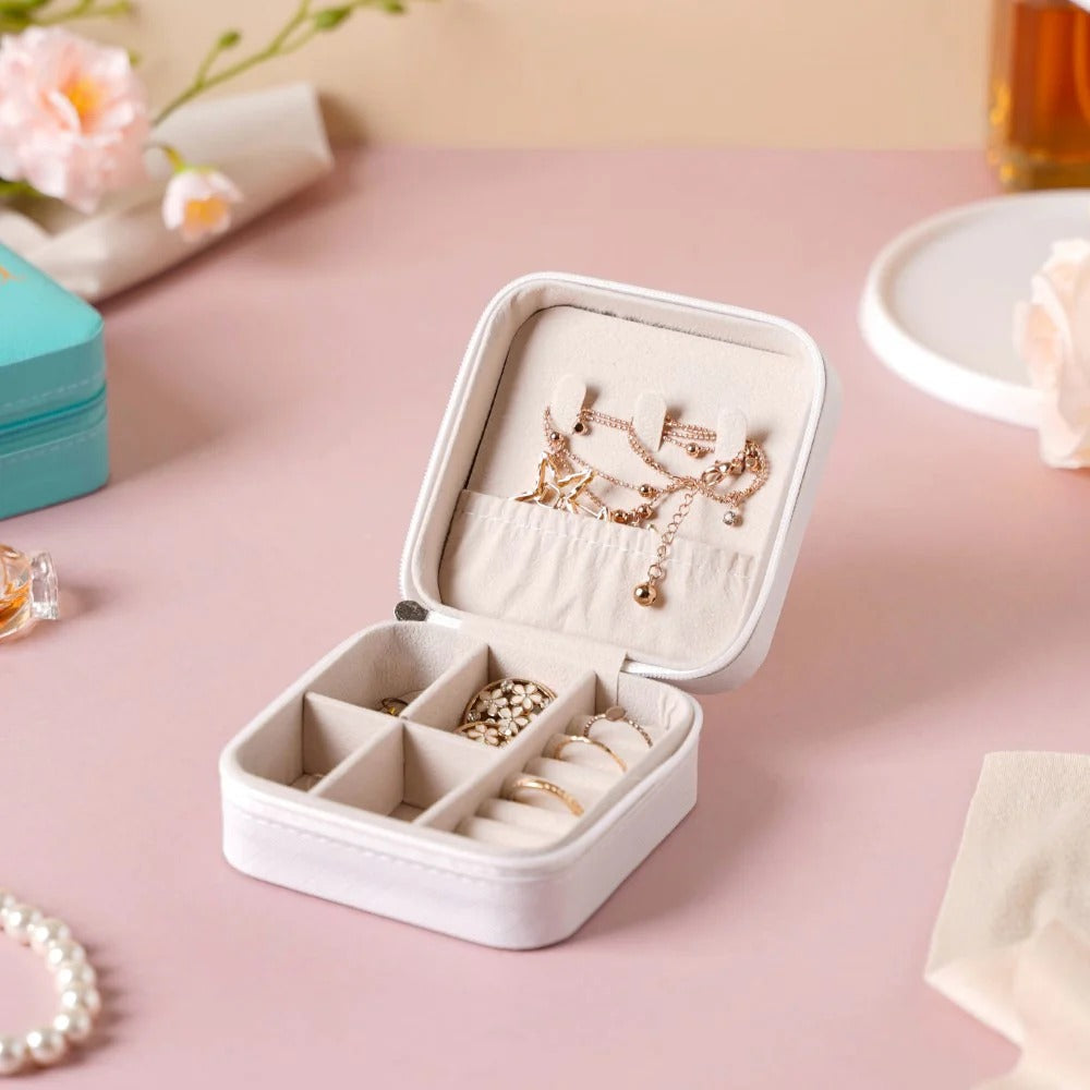 Mini Jewelry Organizer