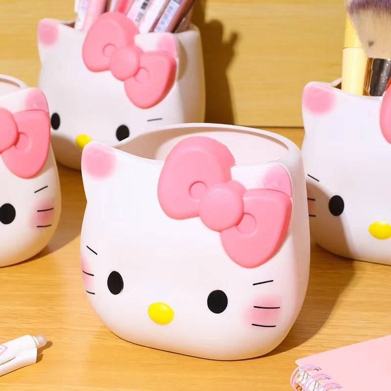 Cute Kitty Desk Pen Stand