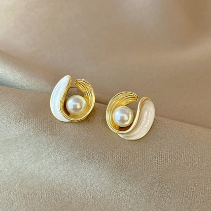 Luxury Pearl Wave Earrings