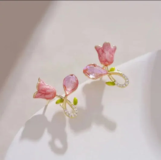 Rose Crystal Tulip Stud Earrings 🌷✨