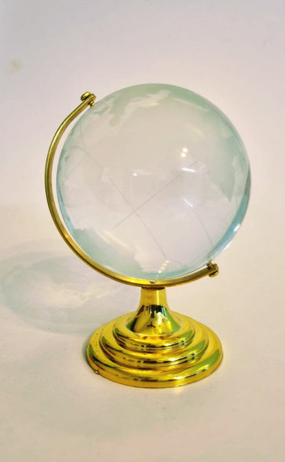 Universal Kraft Crystal Globe with Golden Color Stand