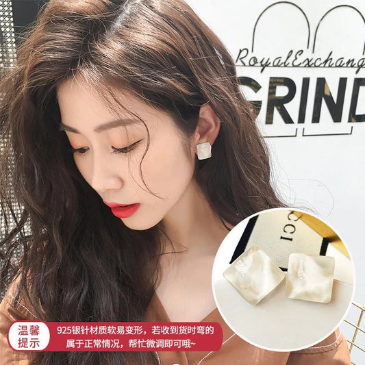 Acrylic small cube summer earings