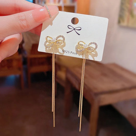 Korean zircon bow earrings